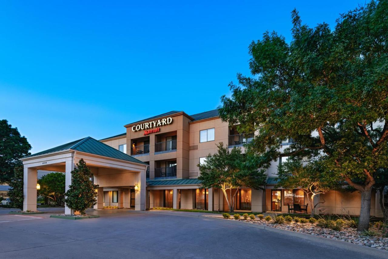 Courtyard By Marriott Dallas Plano In Legacy Park Exterior photo