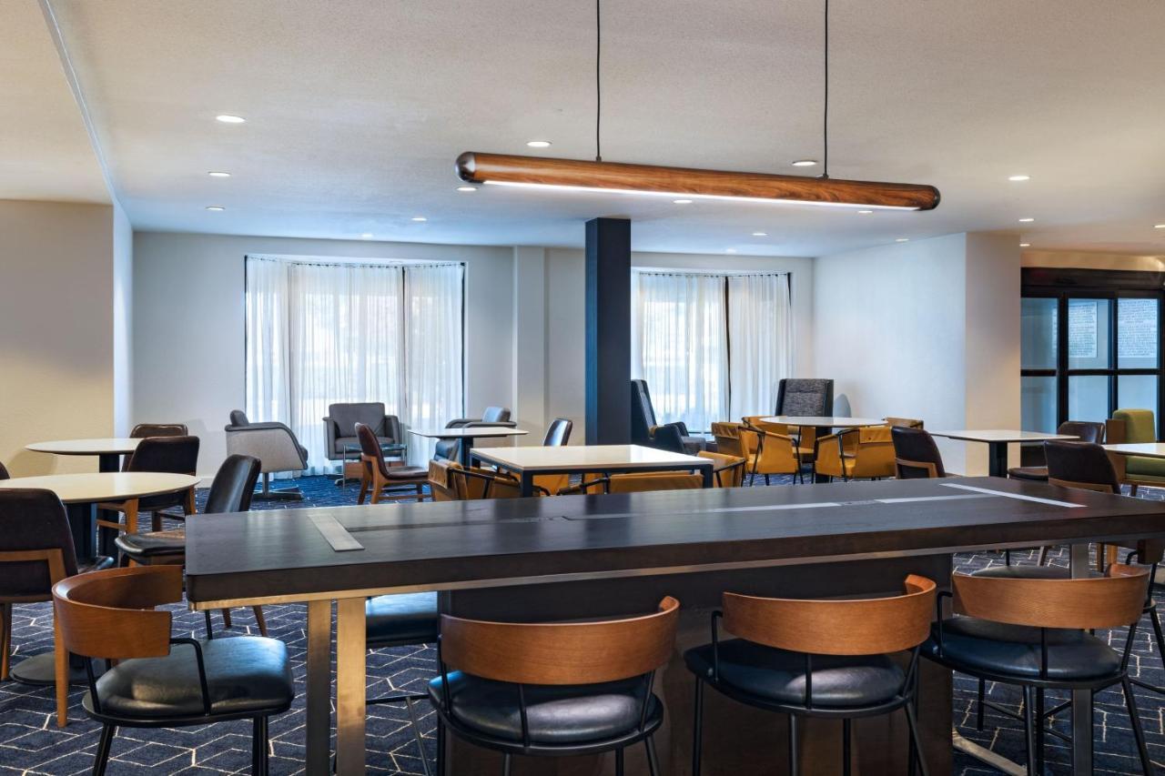 Courtyard By Marriott Dallas Plano In Legacy Park Exterior photo